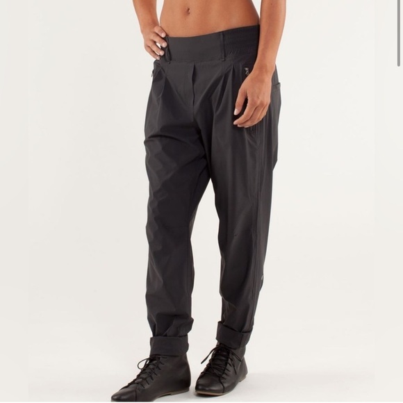 Lululemon Run With Rover Pant Black size 4 - Picture 2 of 10